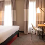 Ibis Paris Tour Montparnasse 15Eme