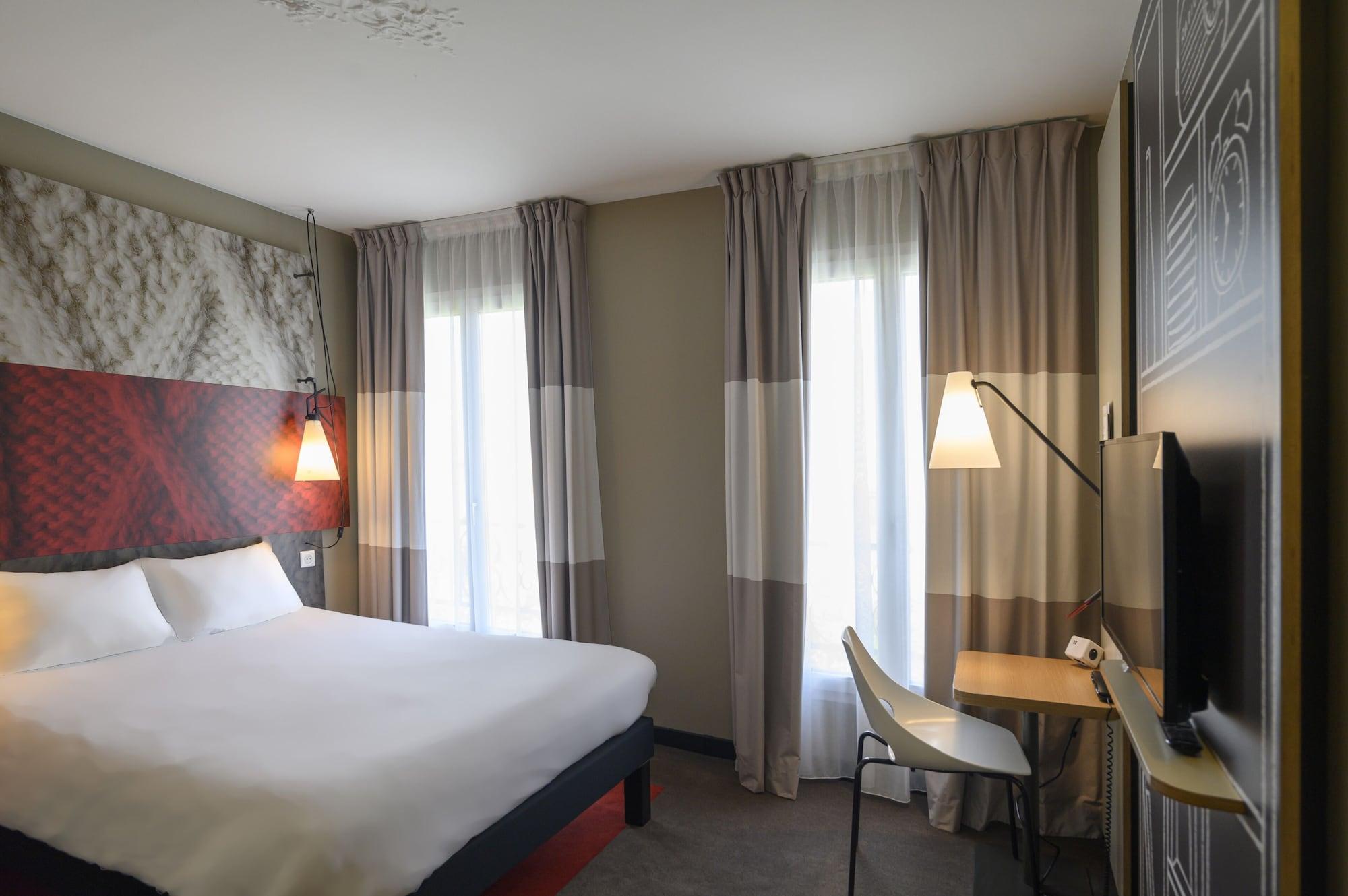 Hotel Ibis Tour Montparnasse 15eme Parigi