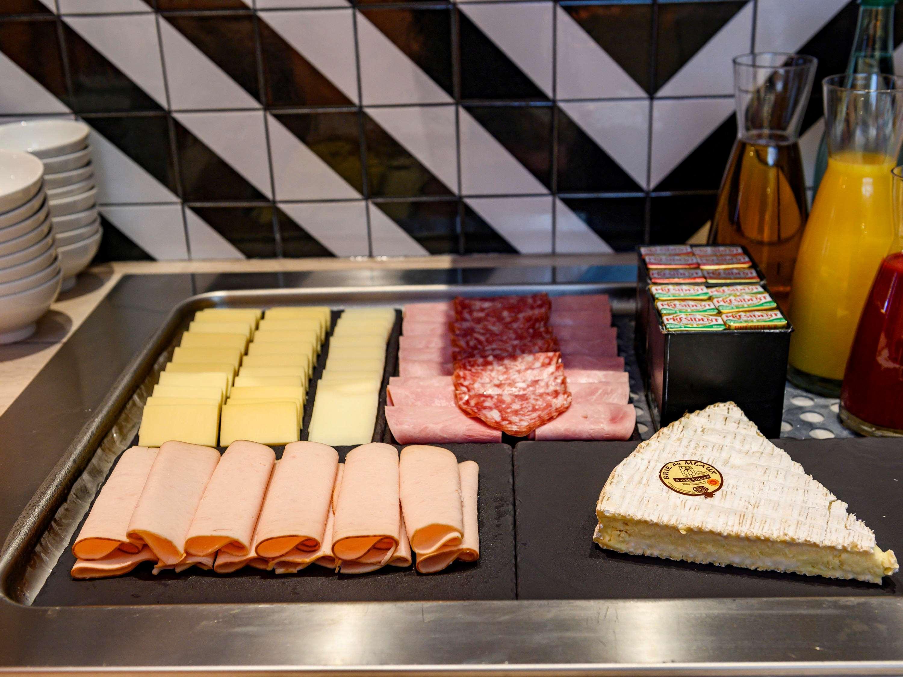 Ibis Tour Montparnasse 15eme Hotel 3*